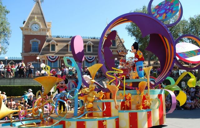 Mickey's Soundsational Parade
